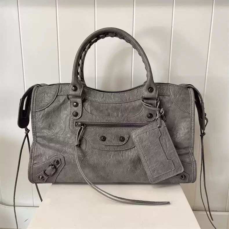 designer bag luxury Le city bag tote bag Vintage Tassel Lady Real Leather handbag Designer Purse Shoulder Crossbody Motorcycle Bag fast shipping