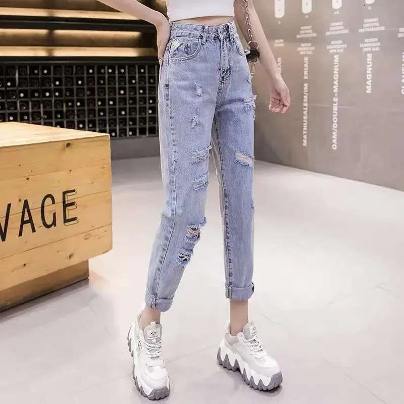 With Holes Womens Jeans Loosefit Female Cowboy Pants Korean Popular Clothes Vibrant 90s 2025 High Quality Shiny Cheap Trousers