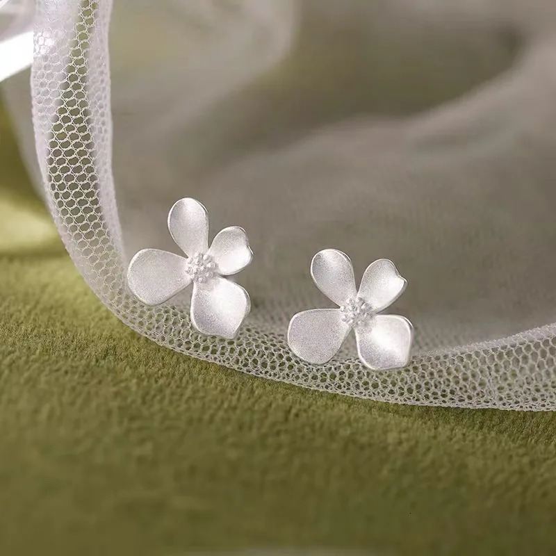 925 Sterling Silver Vintage Earrings For Women Trendy Simple Bump Flower Earring Jewelry Prevent Allergy Party Accessories Gift 250610