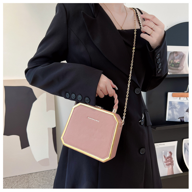 Free Shipping 2025 New Designer Bag Women's High-end Solid Color Boxed Handbag High-end Multifunctional Niche Fashion High-quality Shopping Bag