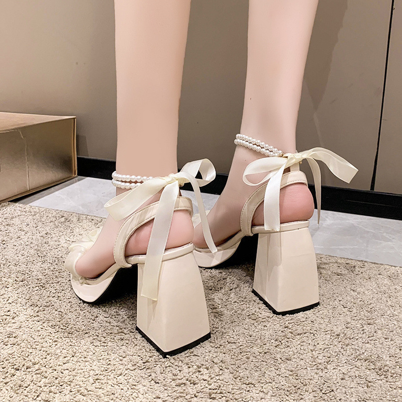 Women's Mesh High Heels Summer New Shoes Medium Thick Crystal French Fairy Pearl Roman Women's Sandals Designer Sandals