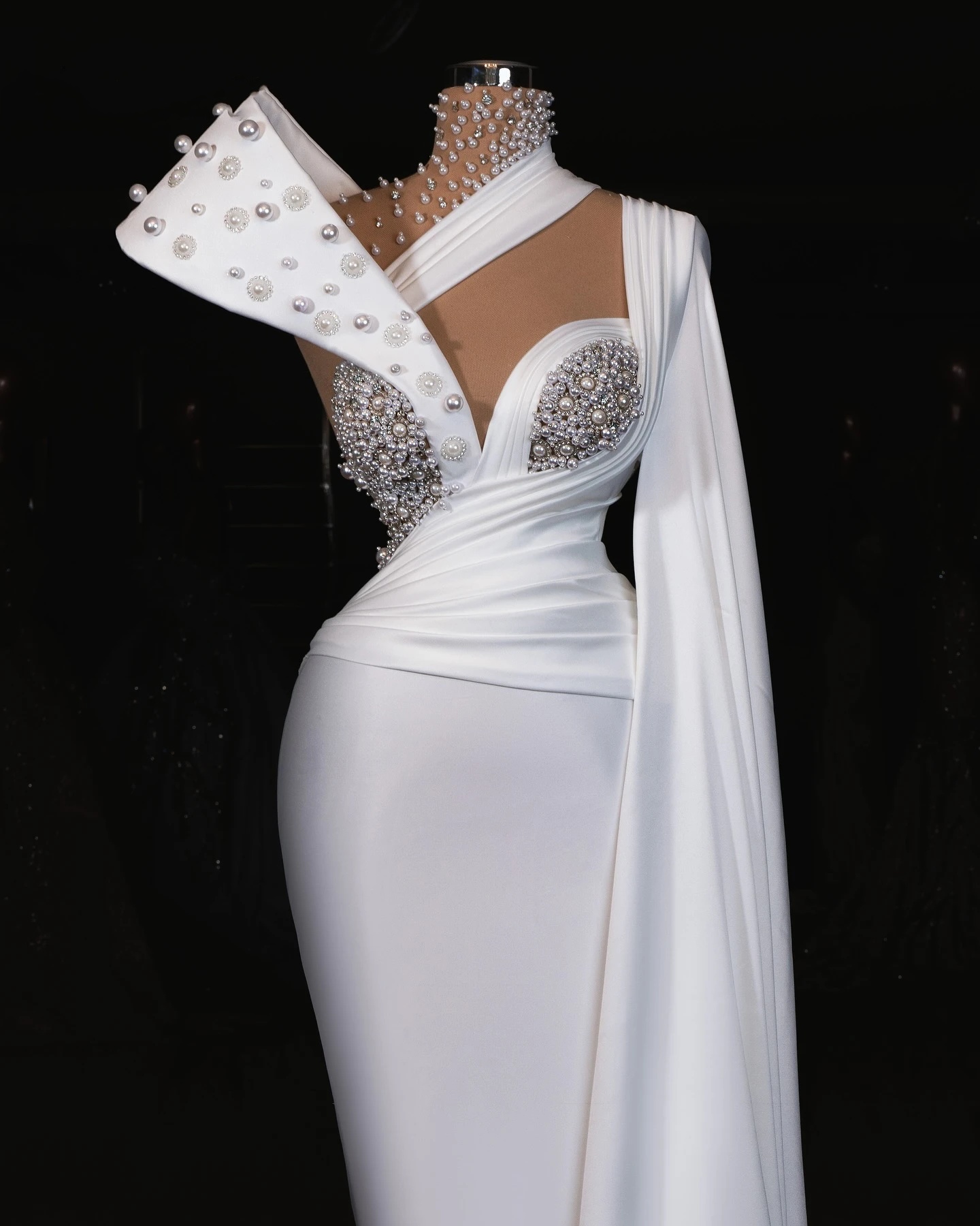 Modern Wedding Dresses High Neck Bridal Gowns Pearls Mermaid Rhinestone One Shoulder Slim Customized Bride Vestidos De Novia Plus Size
