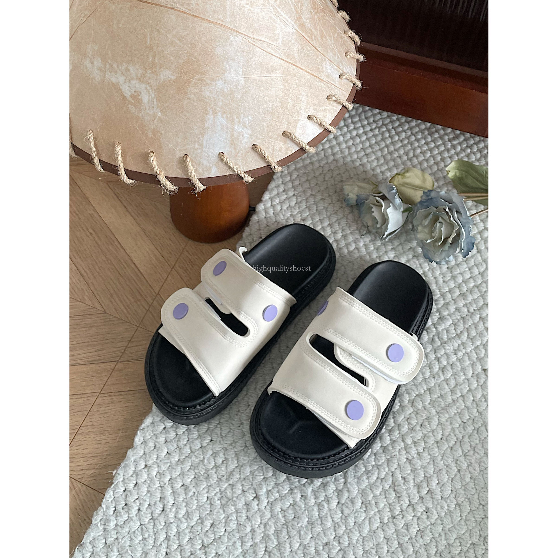 2025 S Fashion Designer Casual Sandals Women Thick Sole Soft Slippers Beach Slipper Students Summer Sandal Shoes Black Beige