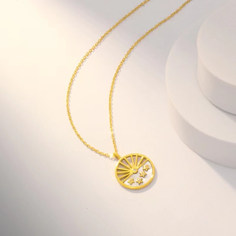 Fashion Light Style White Mother-of-Pearl Inlaid Star Round Pendant Necklace for Women Titanium Steel Non-Fading Jewelry