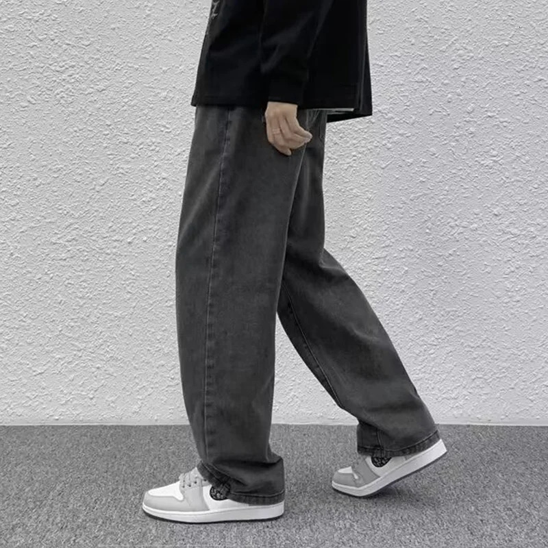 2025 Men Baggy Casual Jeans Male High Street Straight Leg Denim Pants American Classic Retro Summer Casual Long Trousers 250616