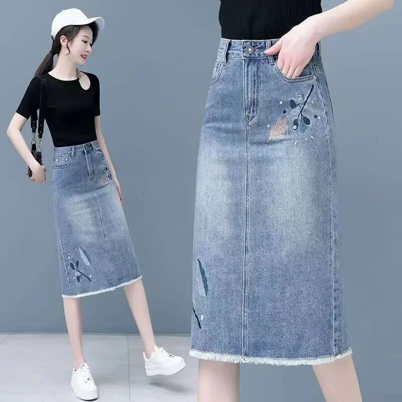 Jeans Skirts for Women Premium New In Trend 2025 Embroidery Tight Woman Denim Skirt Chic and Elegant Y2k Vintage Clothing Sales