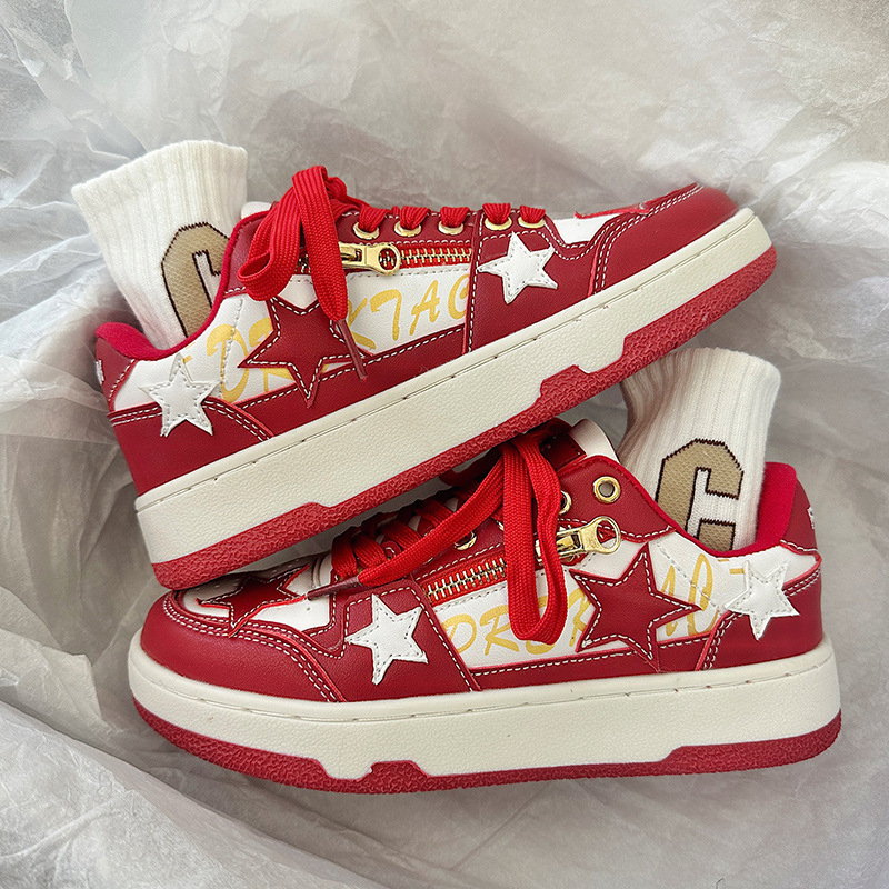 2025 New designer casual shoes Ins Style Versatile Chinese Red Bread Niche German Training Couple Star Sports Skate Shoes Trend