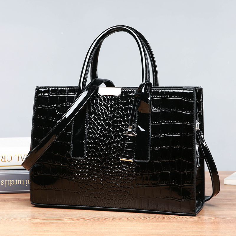 Free Shipping 2025 New Designer Bag Trendy High-end Crocodile Pattern Women's Handbag Fashionable High-quality Shopping Bag