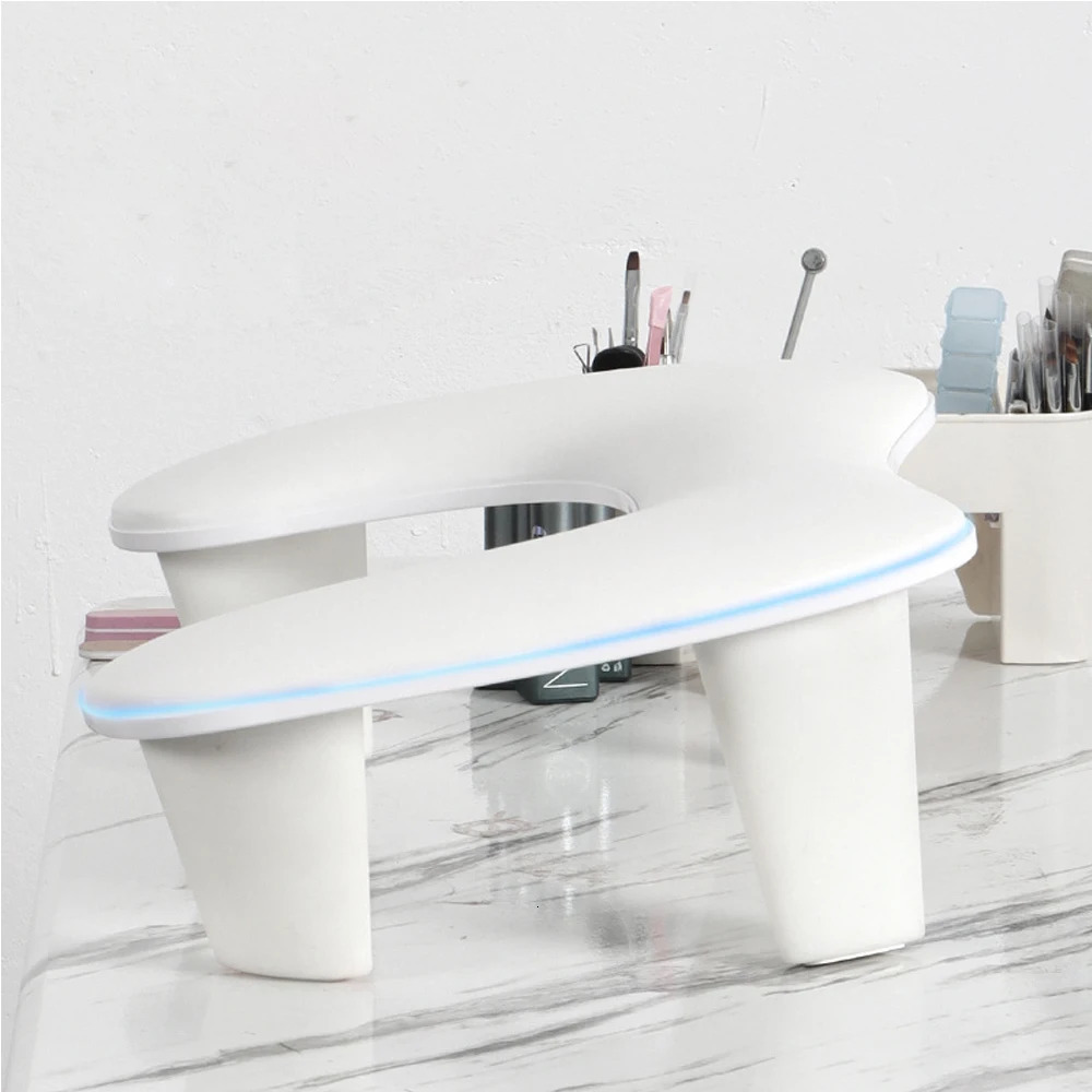 Nail Hand Rests for Two Hands Soft PU Leather 15 Degree Tilted Hand Pillow Nail Art Salon Tool 250612