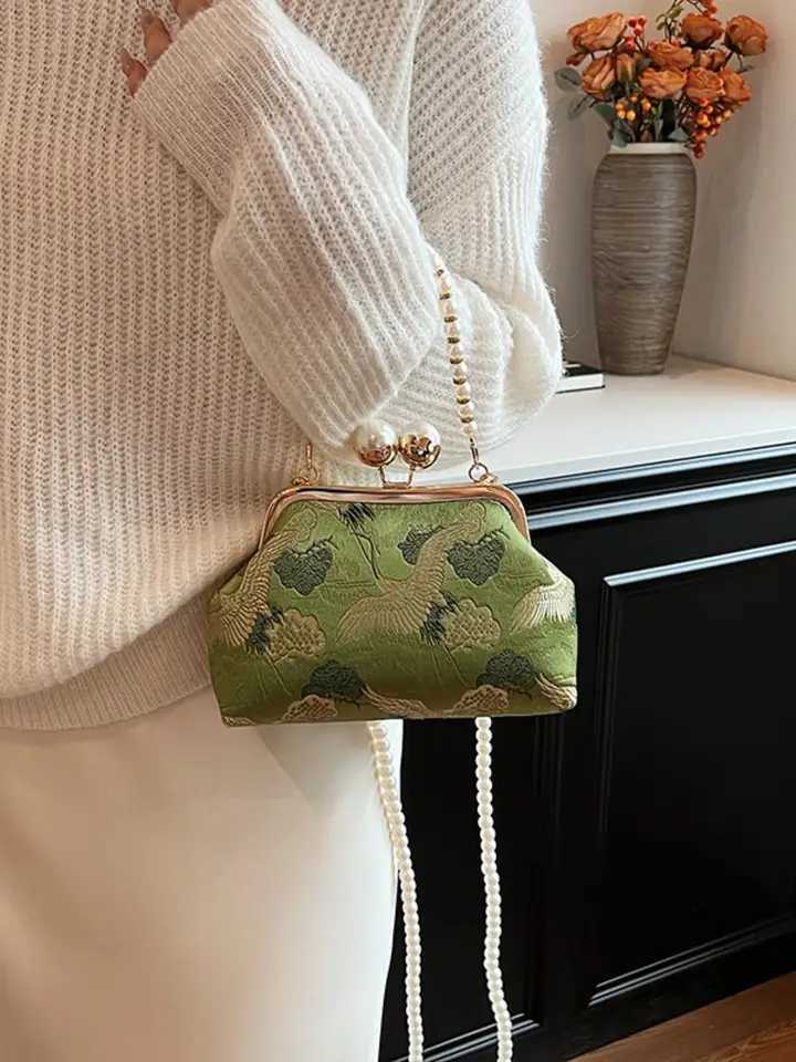Fashionable And Clip-On Chinese Evening Bag With Contrasting Flower Print Simple Pearl Chain Elegant Crossbody Bag Z250617