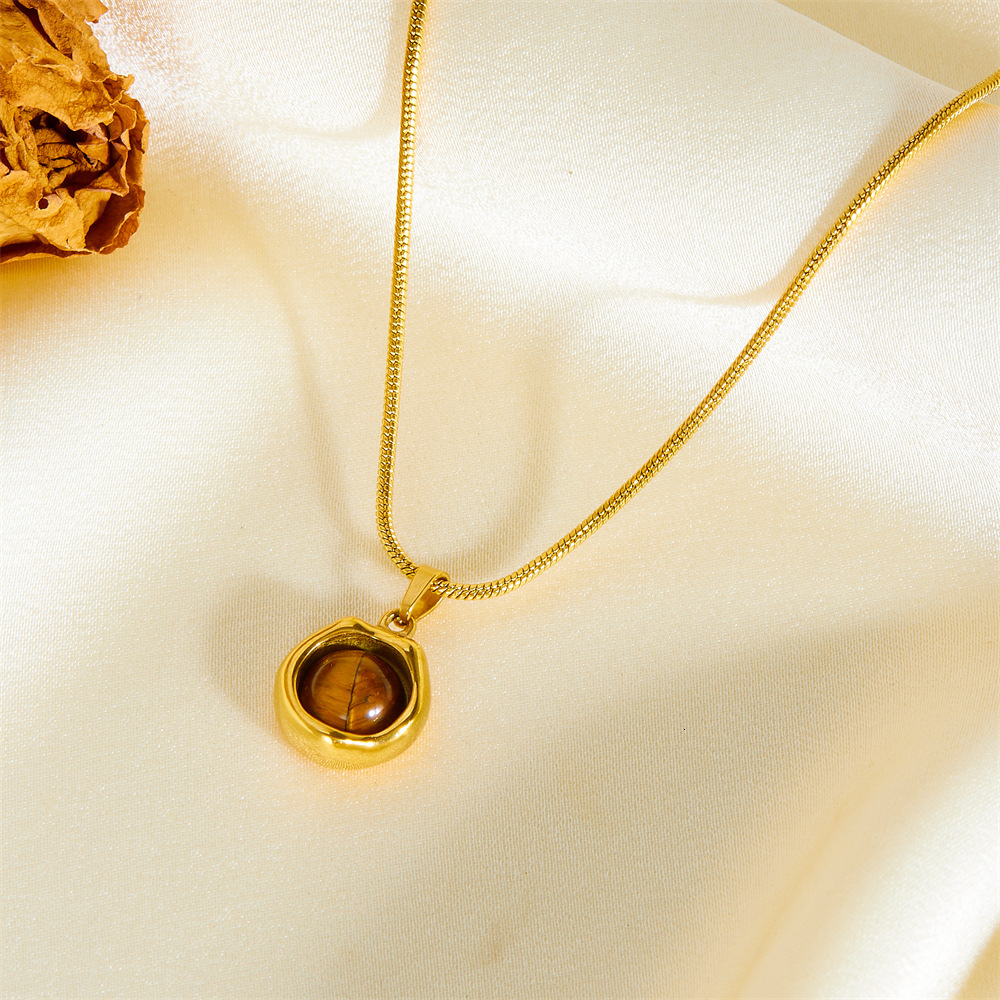 Light Fashion Simple Versatile Irregular Tiger Eye Stone Necklace for Women Personality Titanium Steel Non-Fading Jewelry