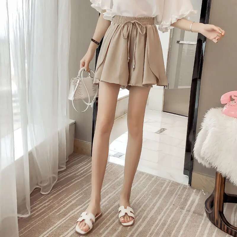 Womens Shorts Nylon Baggy Short Pants For Woman To Wear With Belt Work Loose Office Elastic Waist Youthful Y2k Harajuku Luxury