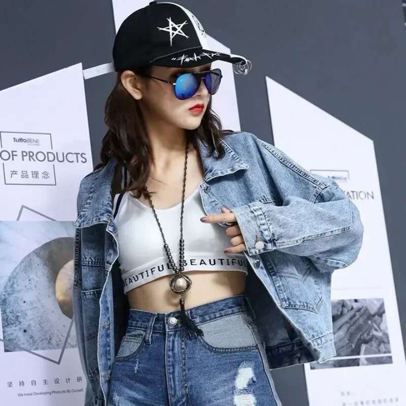 2025 New Arrivals Korean Spring Autumn Cowboy Coat Woman Low Cost Designer Cowgirl Clothing Streetwear In Denim Jacket for Women
