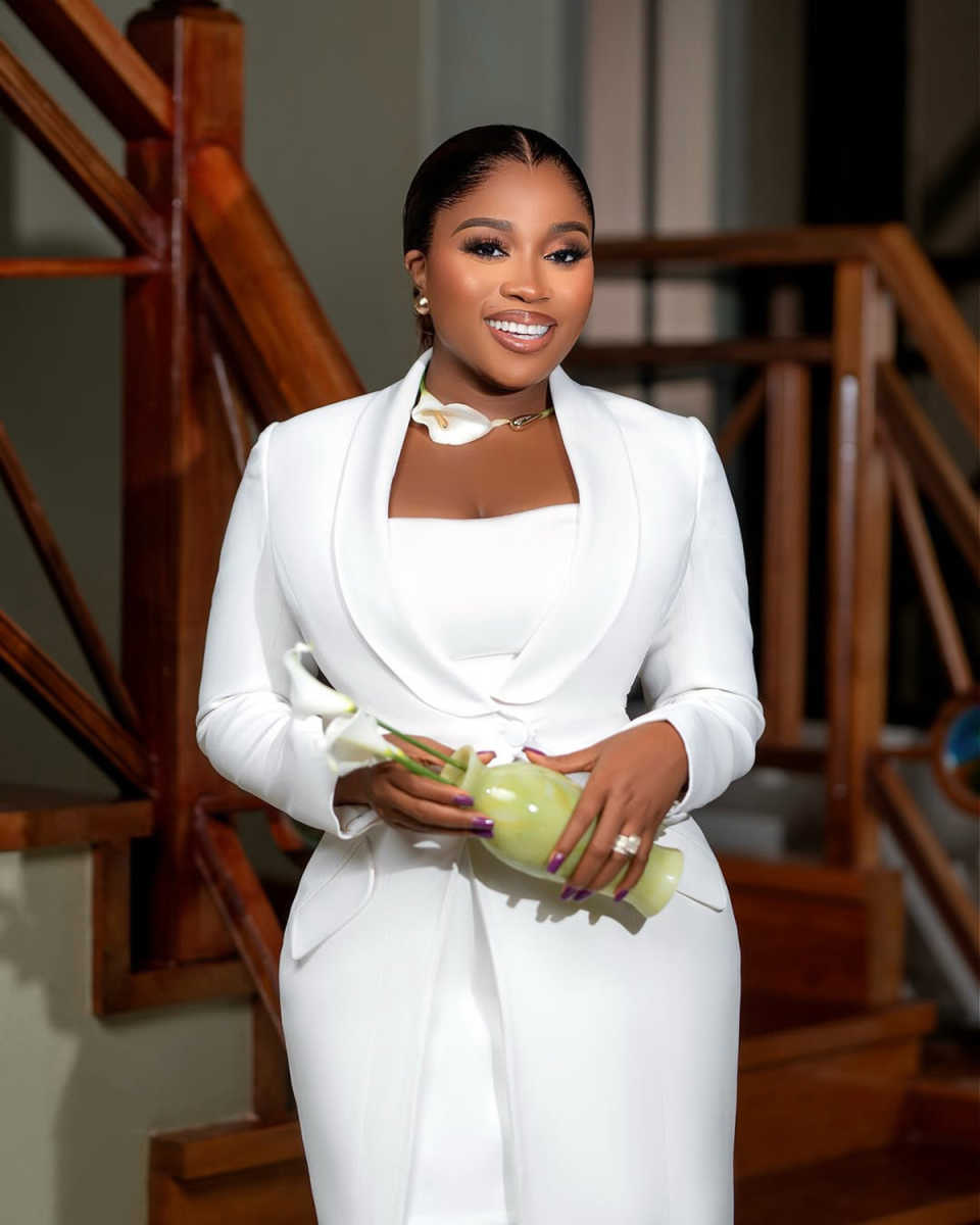White Plus Size Women Blazer Dress Ladies Long Sleeve Mermaid Fashion Wear Prom Birthday Party Customized Blazer One Jacket