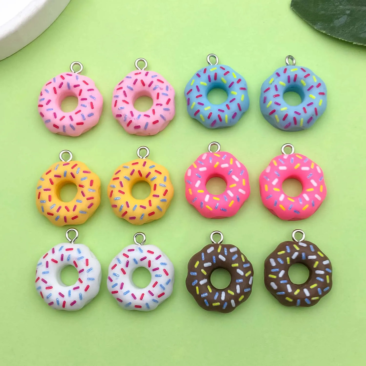 10/12pcs 18*21mm Colorful Food Donuts n Charms 3D Resin Pendants For DIY Bracelet Necklace Jewelry Making Accessories 250609