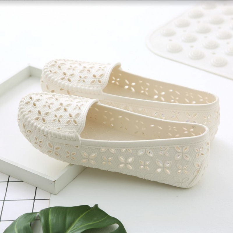 Summer women's hollow white shoes, women's sandals, non slip flat shoes, designer sandals, fashionable women's slippers