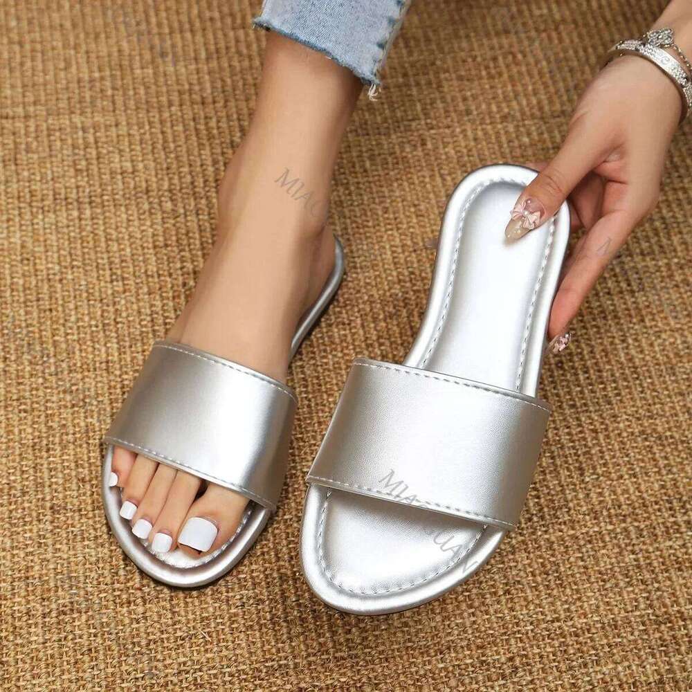 2025 Summer Solid Color Flat Slippers Women Casual Home Indoor Slides Round Toe Slip on Ladies Shoes Plus Size 35-43