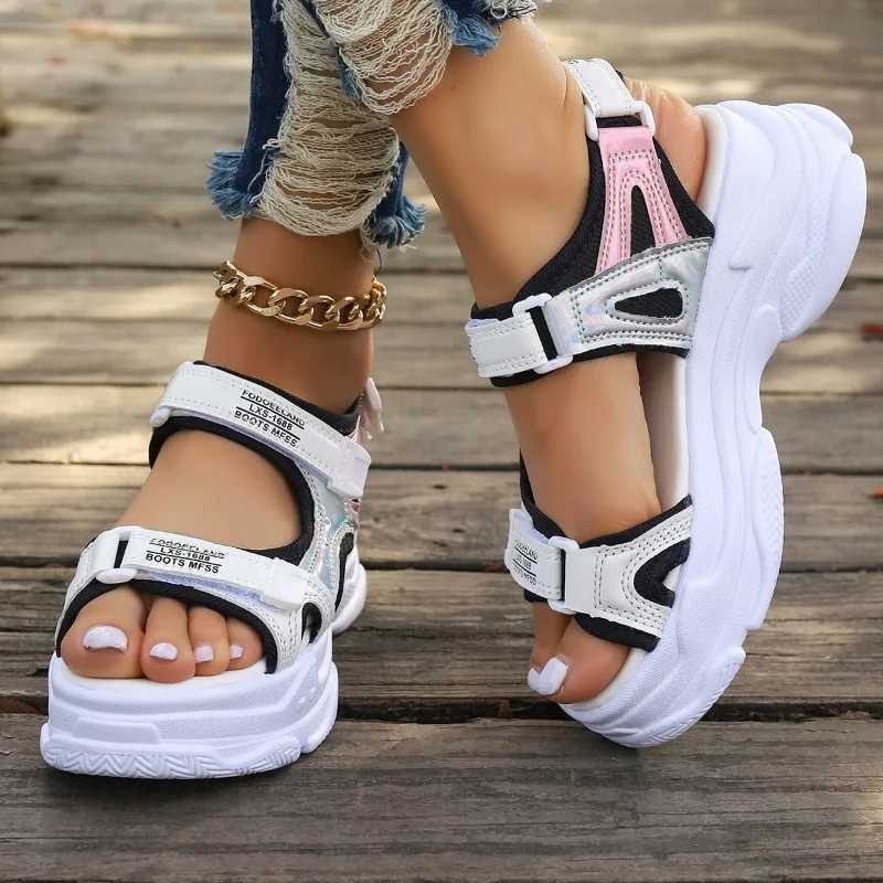 New Summer Fashion Wear-resistant Height-enhancing Sandals Comfortable Non-slip Beach Casual Thick-soled Sports Shoes for Women Z250617