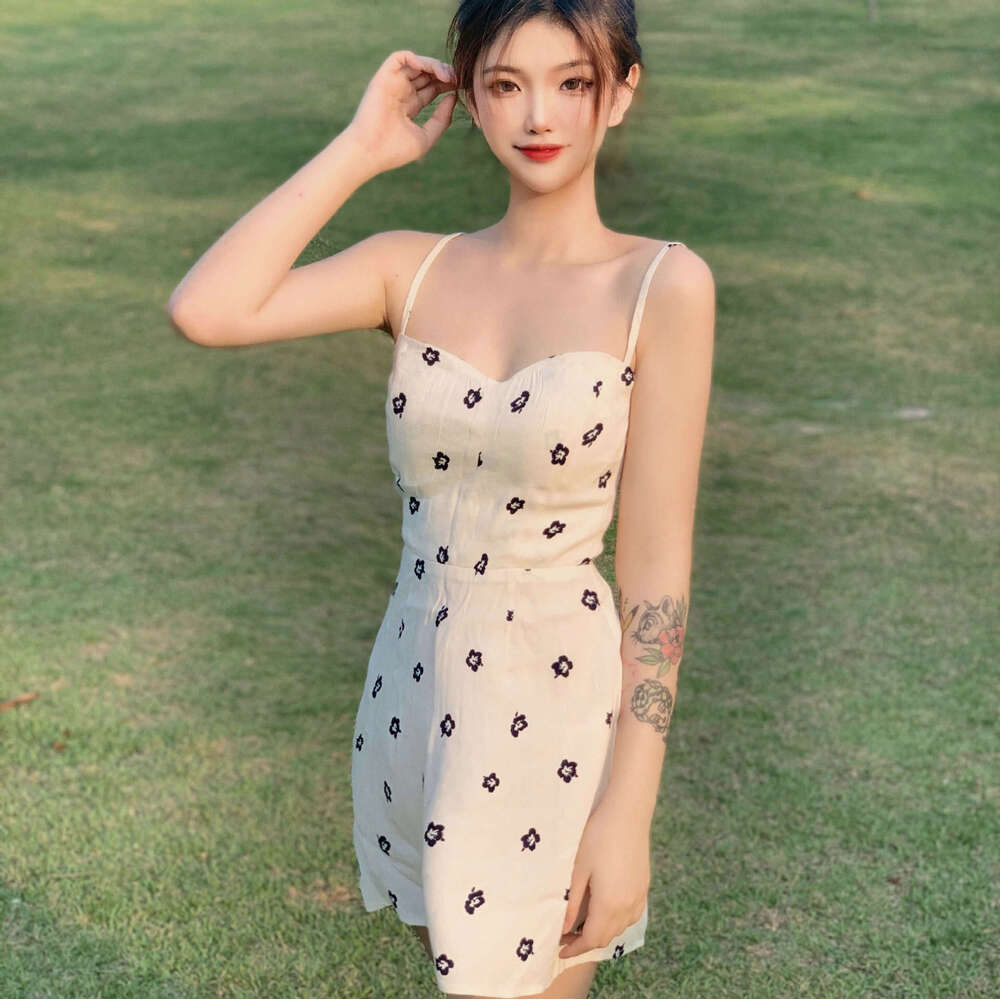 Vestidos Dresses for Woman Party Party Dresses for Women 627 Summer New 2025 Printed Square Neck Slim Fit Short Camisole Sexy Pure Desire French Style