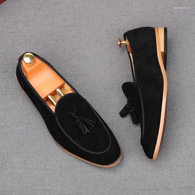 Dress Shoes Men's Suede Leather Tassels Loafers Pointed Black Brown Business Flats Designer Homecoming Wedding Footwear