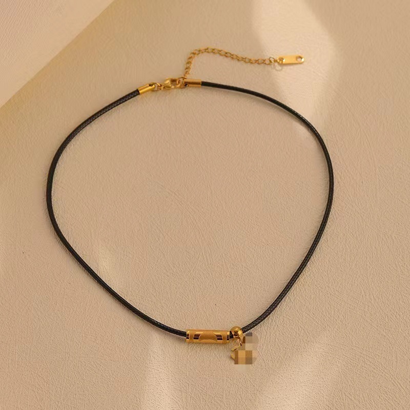Fashion Small Fragrance Pendant Handwoven Durable Black Collarbone Sweater Chain Necklace Hanging Rope Wax Cord Jewelry
