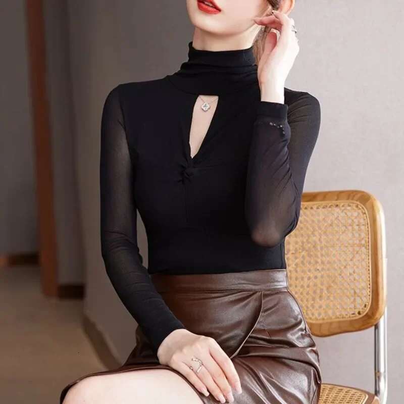 Womens Long Sleeve T-shirt Polyester Top Female Slim Elegant Emo Harajuku Fashion Trending Clothing Clearance 2025 Y2k Clothes