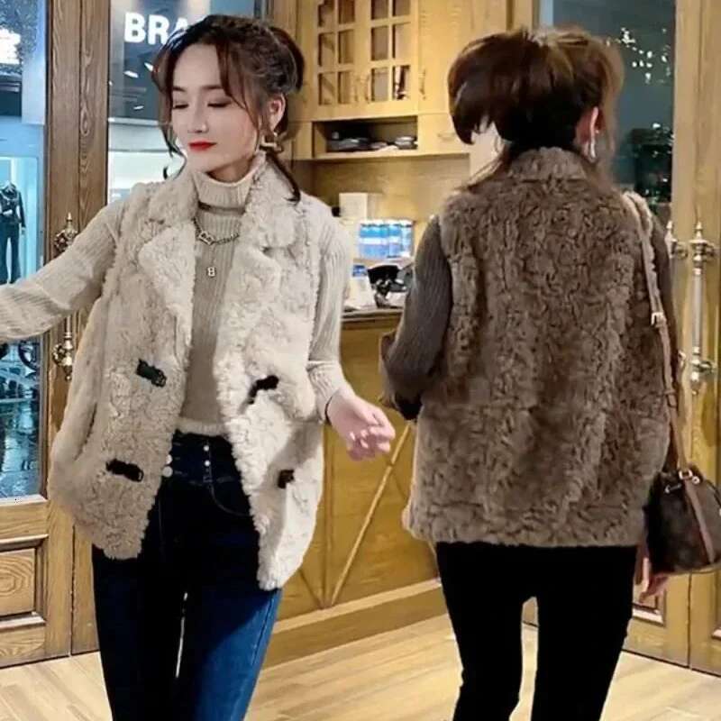 Warm Slim Fit Lamb Plush Lady Giletes Insulated Lightweight Padded Coats on Sale Womens Vests Elegant Working New Outerwear