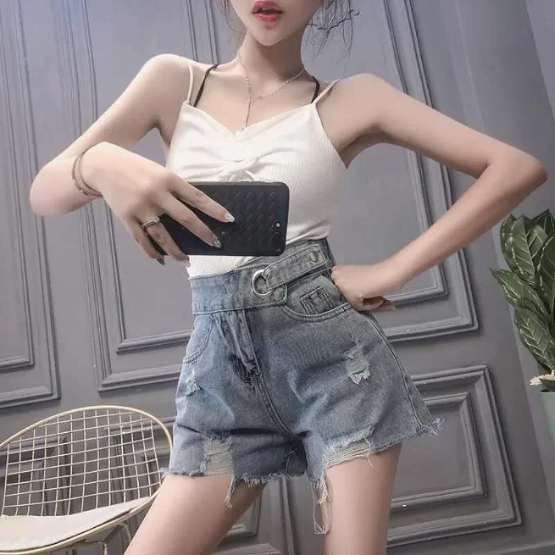 With Waist Pocket Wide Female Short Jeans Pants Trend 2025 Womens Denim Shorts Stretchy To Wear Kpop Cheap Outfits Elegant Hot