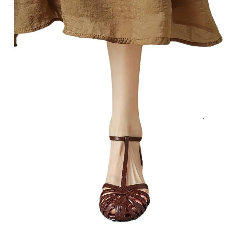Shoes Female Sandal 2025 Womens Girls Beige Summer Comfort Low Retro Flat Back Strap Square Heel Rubber PU Scandals Solid C 250613