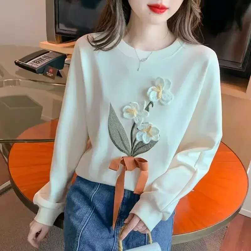 Kawaii Woman Tops Long Sleeve Korean Fashion Sweatshirt for Women Cute Harajuku Xxl Cotton Designer Cheap Aesthetic Emo Pullover