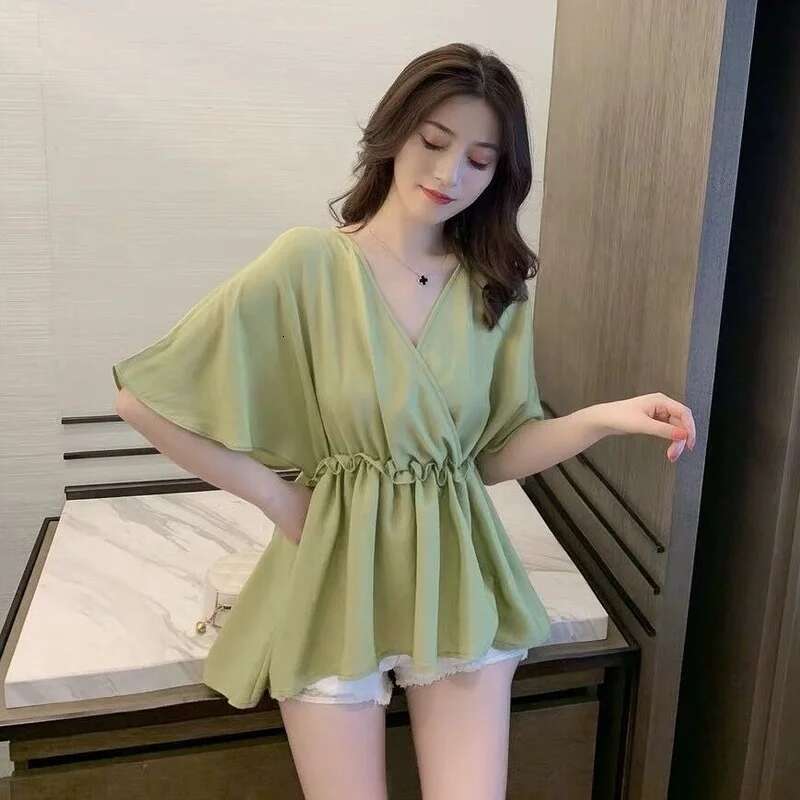 Tops for Women Loose Womens Shirt Blouse Ruffle Clothes White with Sleeves Frill V Neck Pretty Elegant Chic Modern Long Youth