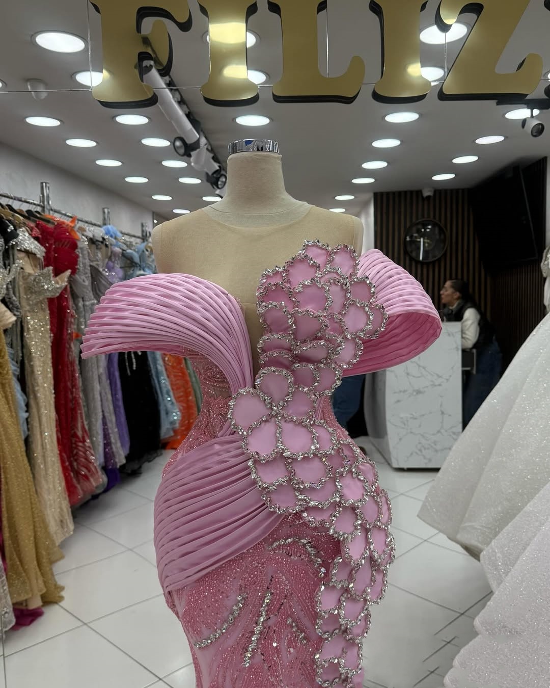 Pink Mermaid Prom Dresses African Beading Off Shoulder Evening Gowns Rhinestone Birthday Party Customized Special Occasion Dress