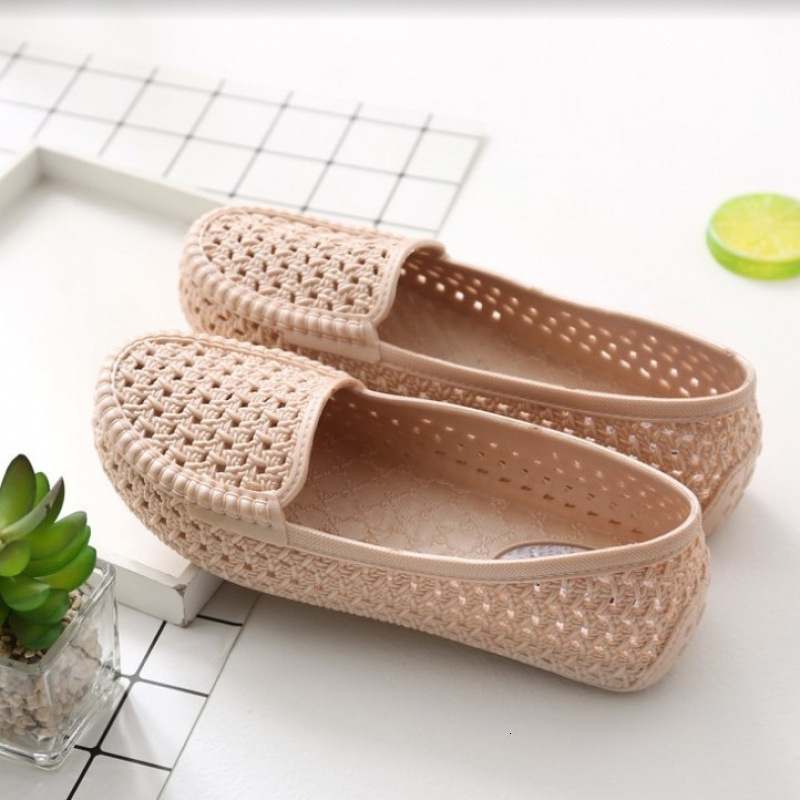 Summer women's hollow white shoes, women's sandals, non slip flat shoes, designer sandals, fashionable women's slippers
