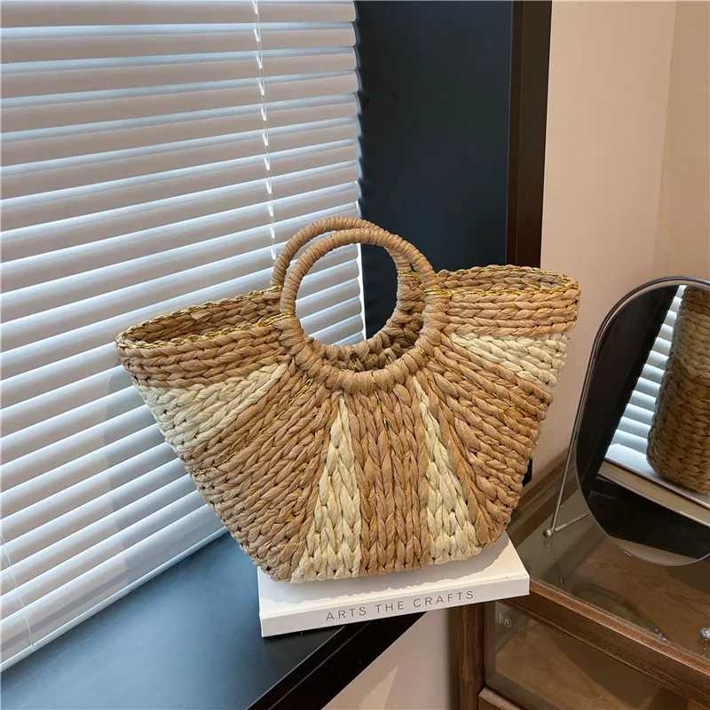 Straw Handbags Handwoven Beach Top-Handle Bags Hollow Out Stripe Tote Hand Bags Large Capacity Half-Moon Bag for Vacation Travel Z250617