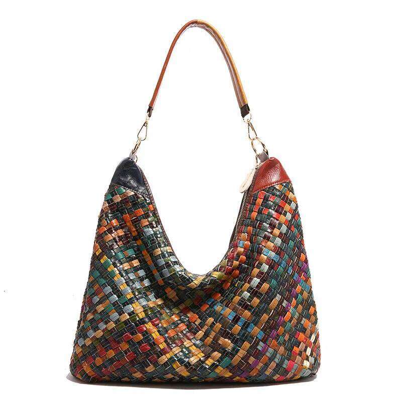 2025 High-End Woven For Women, French Style, Versatile Underarm Crescent-Shaped Bag, Commuter Single-Shoulder Bag