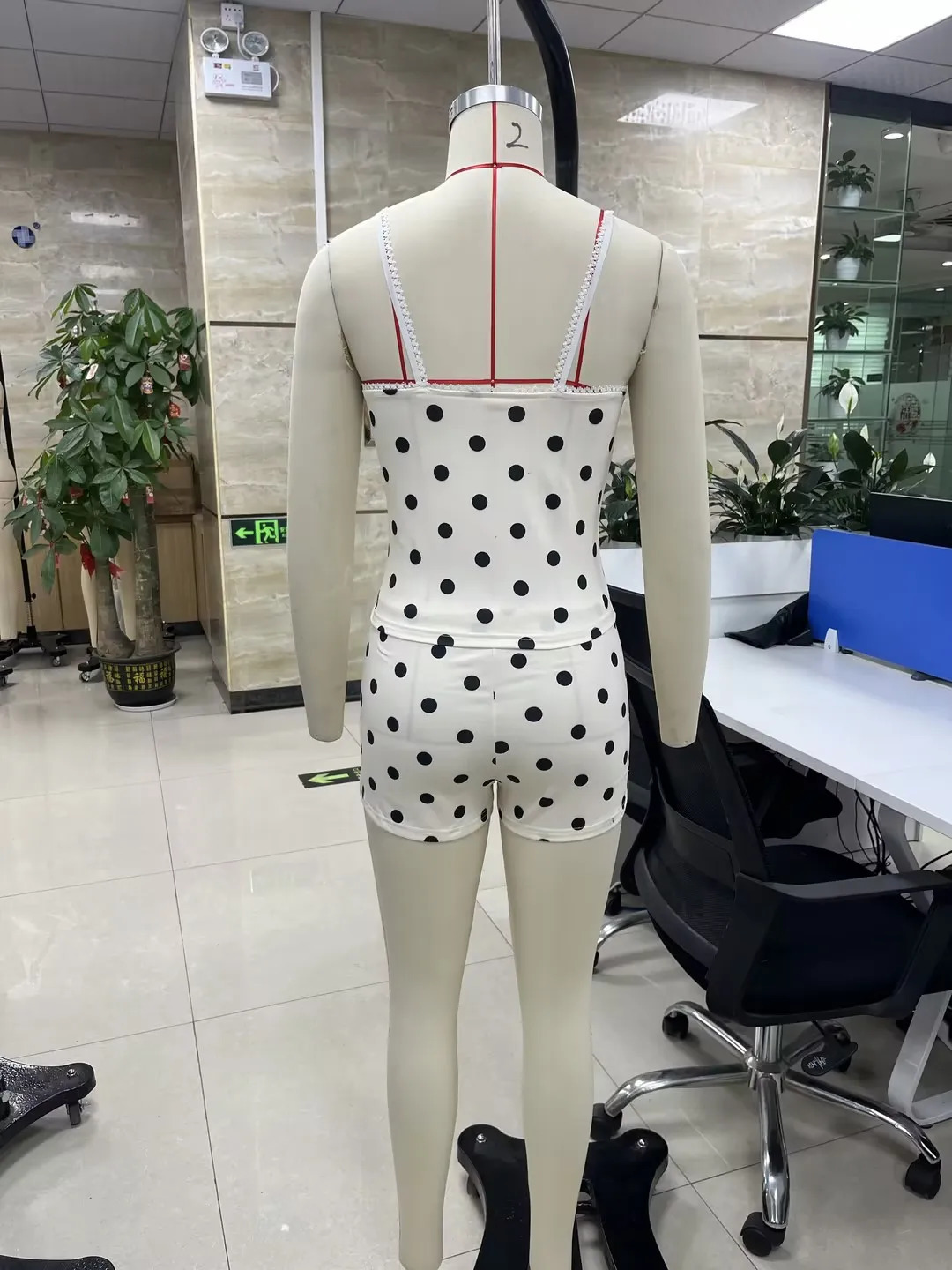 Women y2k Coquette 2 Piece Clothes Sets Sexy Polka Dot Print Sleeveless Strappy Cami Tops Cropped Shorts Loungewear Outfits 250612
