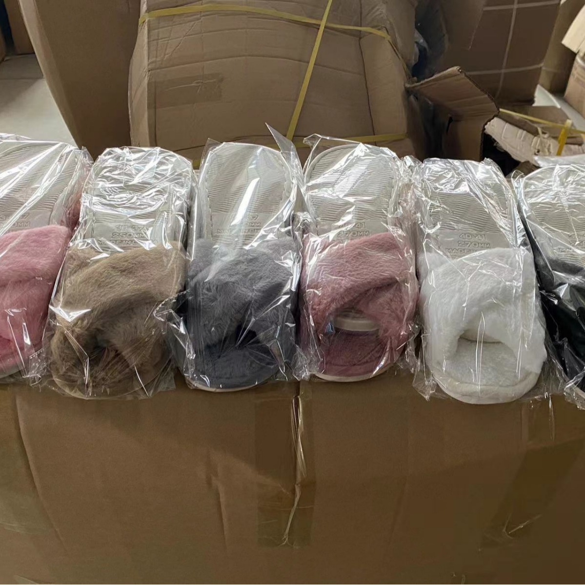 New solid color fur cross strap anti slip shoes for home women's cotton slippers, fashionable women's sandals, designer sandals