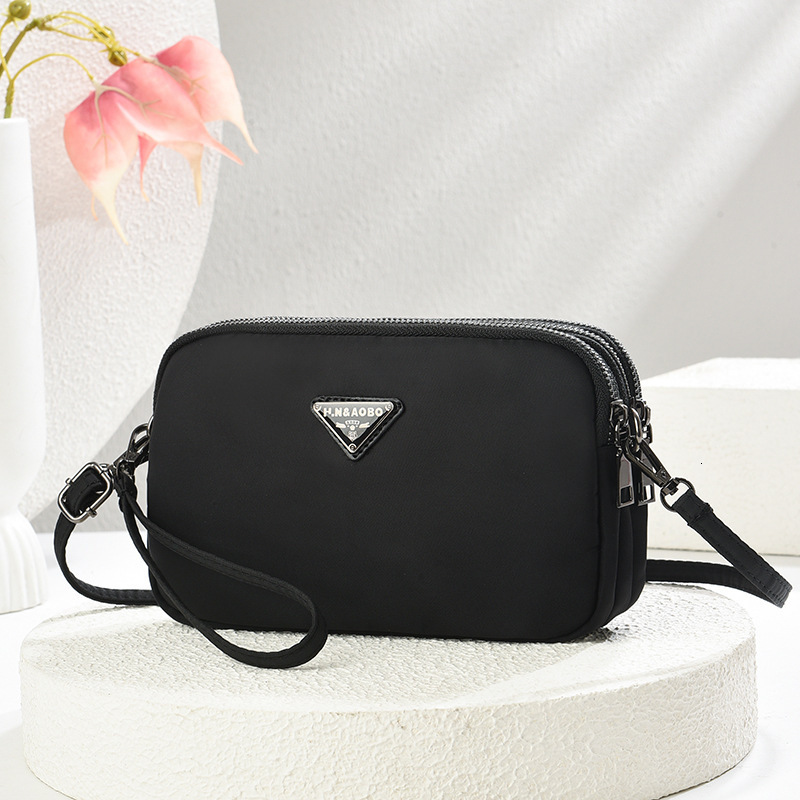2025 New Women's Phone Bag Nylon Oxford Cloth Mini Shoulder Width Retro Women's Single Shoulder Crossbody Bag Solid Color Zero Wallet