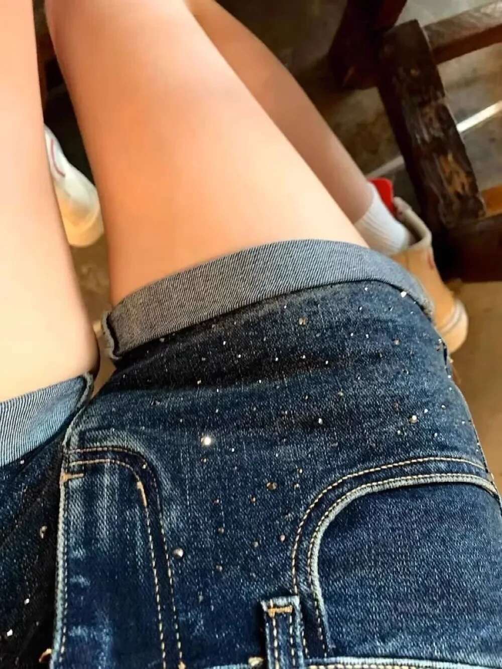 Youthful Designer Comfy Rhinestone Short Jean Pants Woman With Waist Pocket Denim Shorts for Women To Wear Streetwear Wholesale