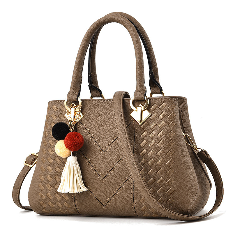 Free Shipping 2025 New Designer Bag Elegant High Quality Shopping Bag Retro Trend Fashion Women's Single Shoulder Handbag