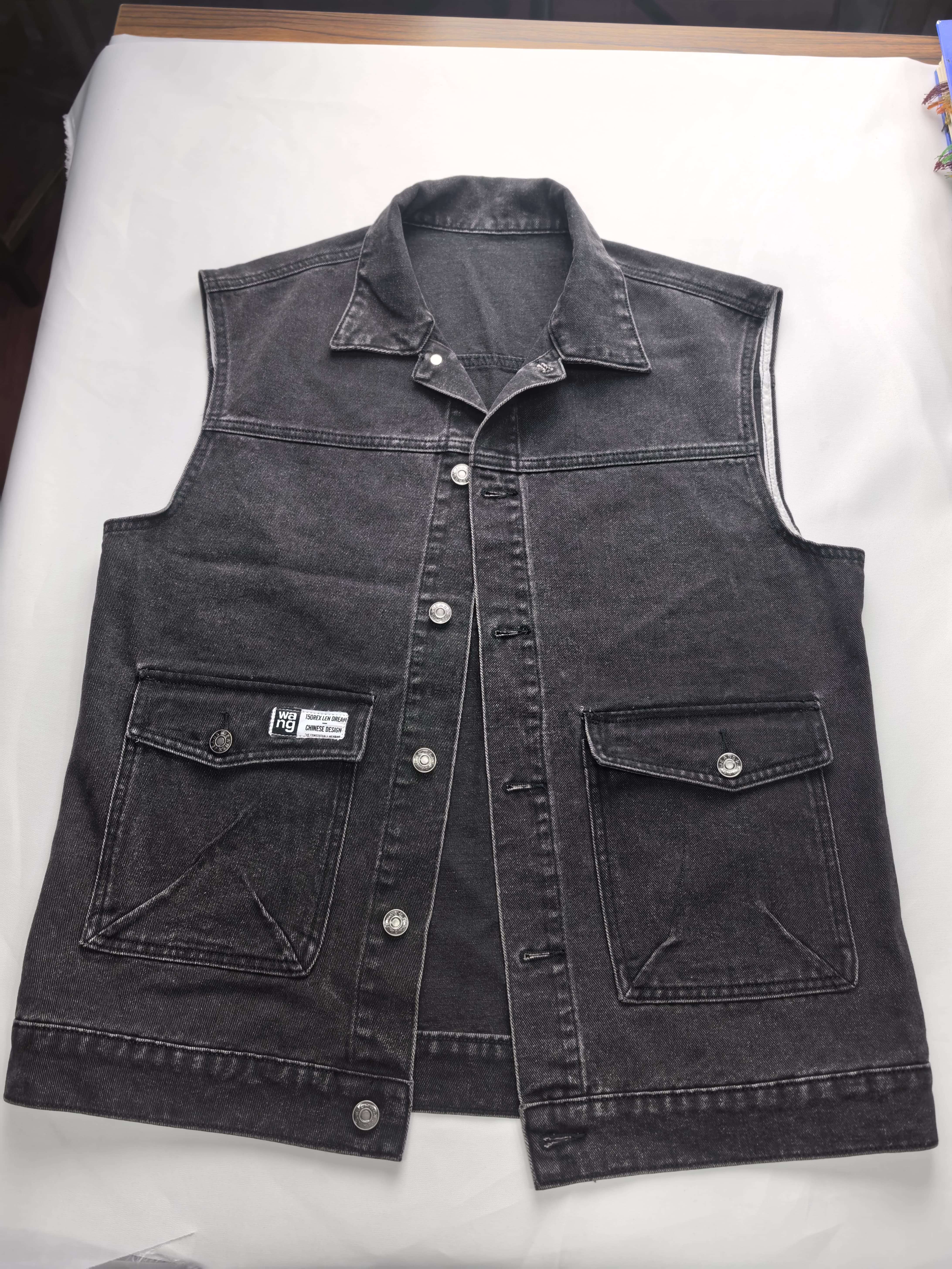 Classic Mens Cowboy Style Denim Jacket for Everyday Wear a wide range of styles