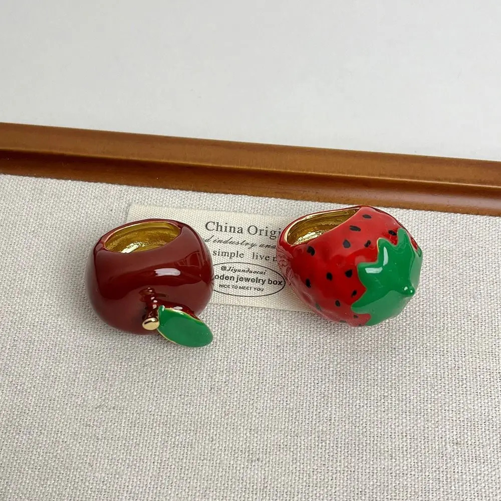 Personality Strawberry Drip Oil Ring Geometric Dripping Oil Painting Ring Alloy Korean Style Fruit Enamel Ring Gift 250616
