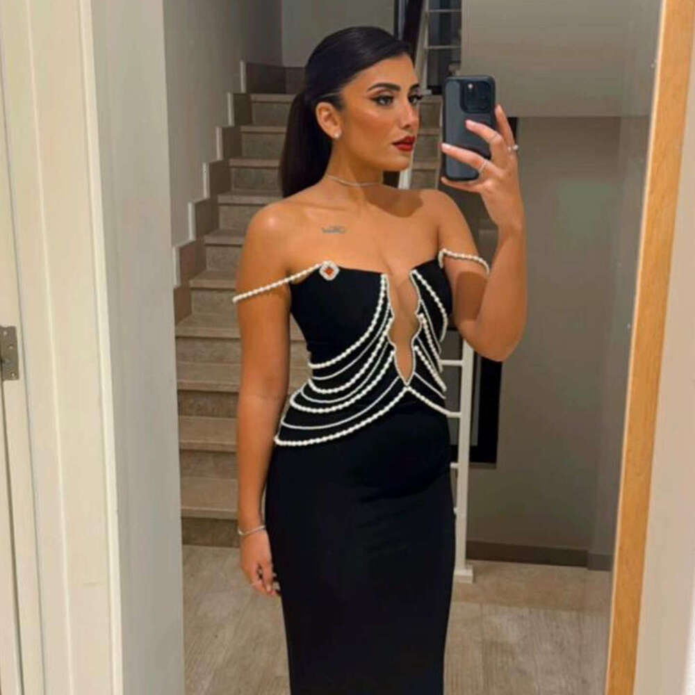 Autumn New Fashion Sexy Hot Girl Slim Fit Backless Hollow Out Bandage Dress