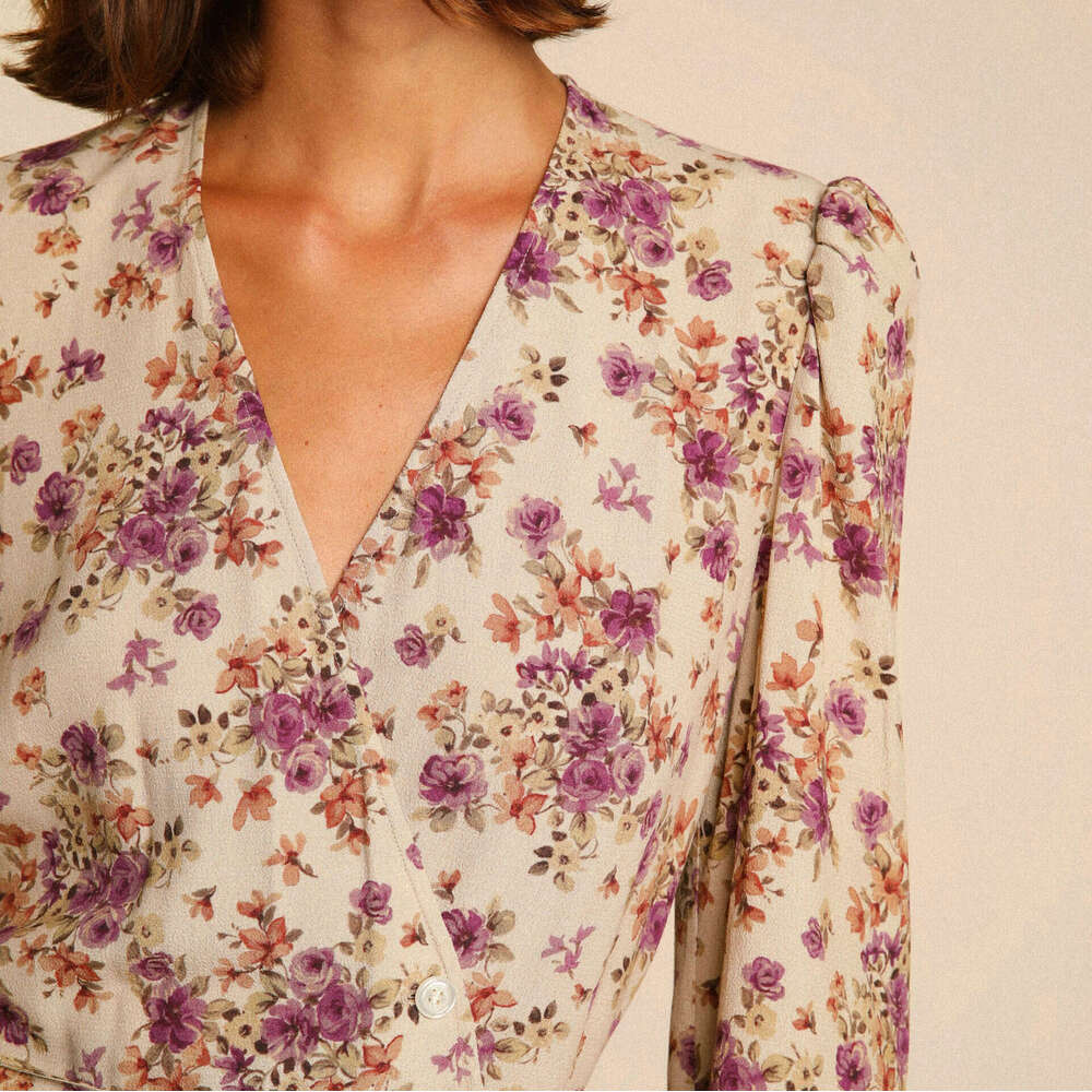 Festival Robe Dress Birthday Dress 515 Autumn New 2025 Printed V-neck Long Sleeve Mid-length French Tea Dress Womens Fashion