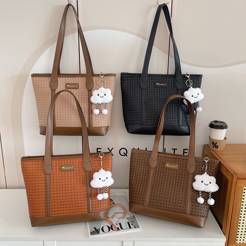 High quality brand new high-quality free designer bag new grid pattern fashionable multifunctional shoulder cross body handbag commuting bag new free 