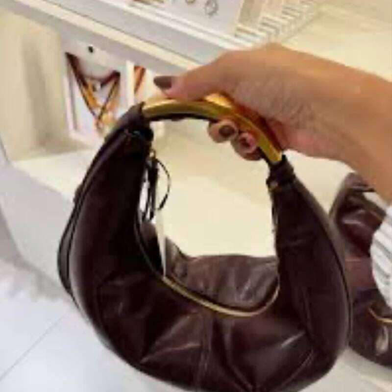 2025 New Premium Leather For Women Designer Metal Handle Design Handbag And Wallet Crossbody Armpit Bag