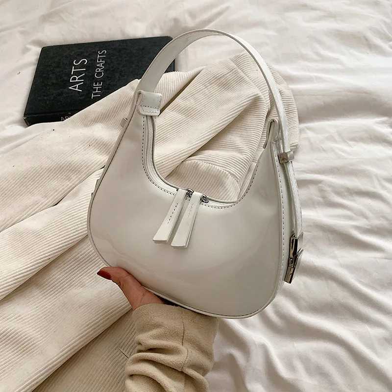 Fashion Half Moon Patent Leather Underarm Bag Summer WomenS Emperament Party Handbags All-Match Wedding Bridal Bags Z250617