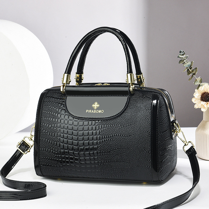 Free Shipping 2025 New Designer Bag For Women High-end Fashion Single Shoulder Handbag Multifunctional High-quality Shopping For Women