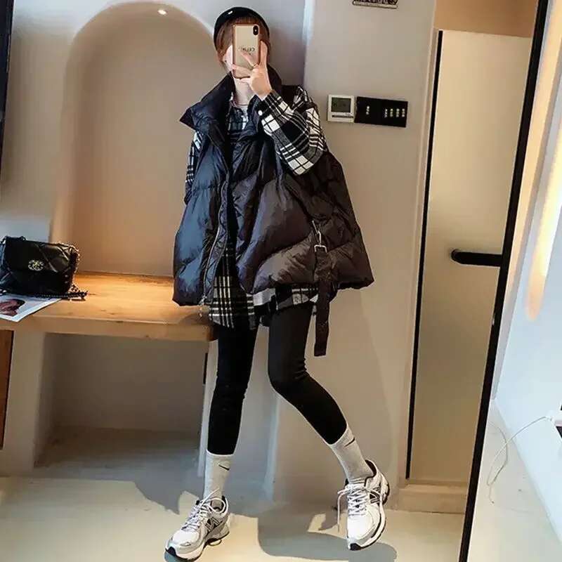 Loose Solid Color Womens Puffer Vests Pretty Trend 2025 Casual Classic Cheap Lady Down Giletes Lightweight Padded Autumn Warm