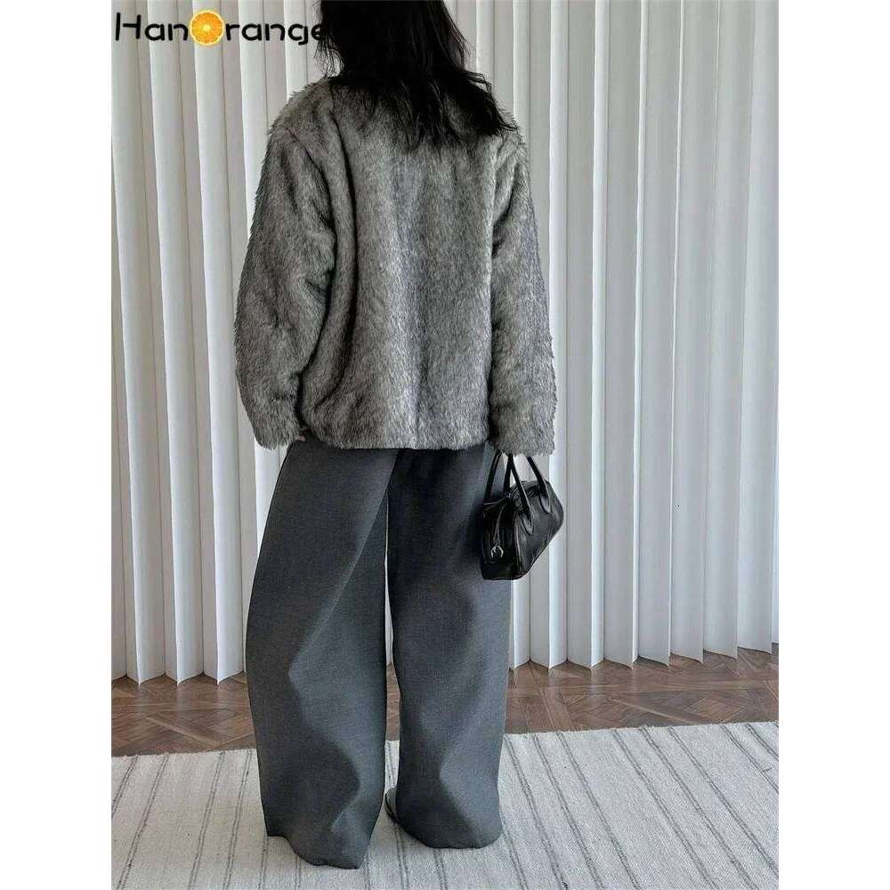 HanOrange 2024 Winter Retro Imitation Fur Eco Long Hair Parkas Women Fluffy Warm Comfortable Quilted Jacket Gray